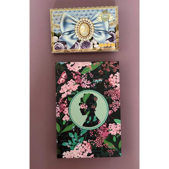 PAT MCGRATH LABS BRIDGERTON EYESHADOW PALETTE WITH NOTEBOOK AND PEN - Picture 1 of 4